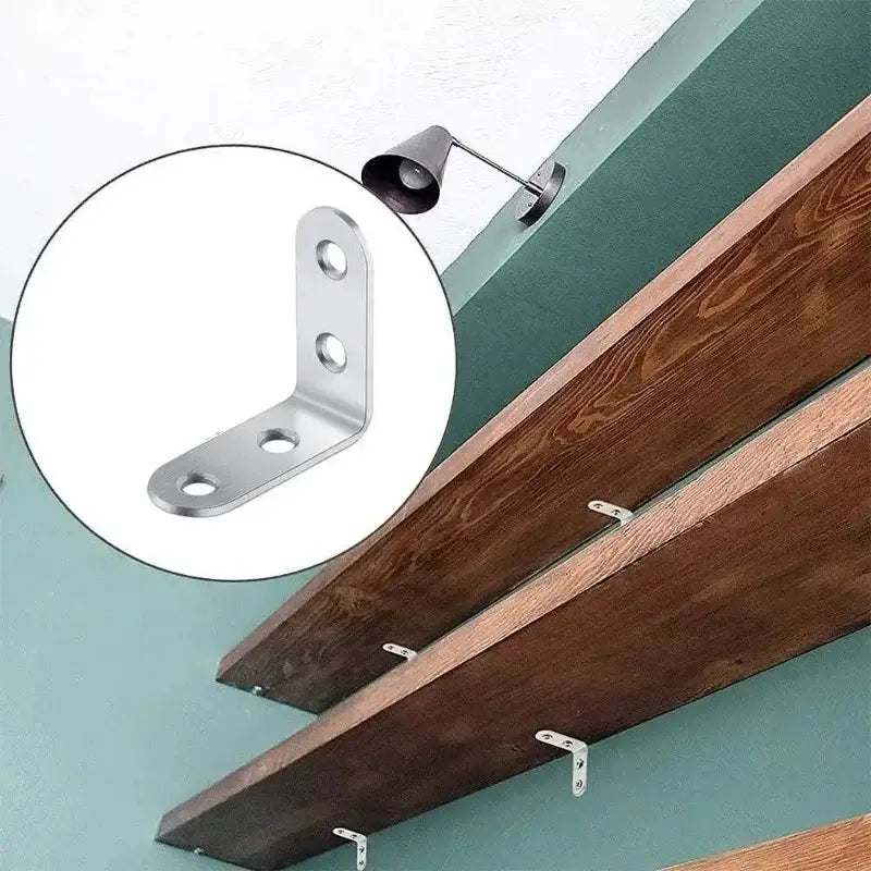 Equerre Table
